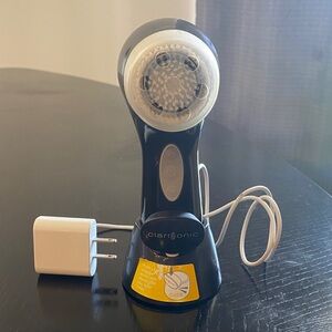 Clarisonic Black and White Cleansing Device